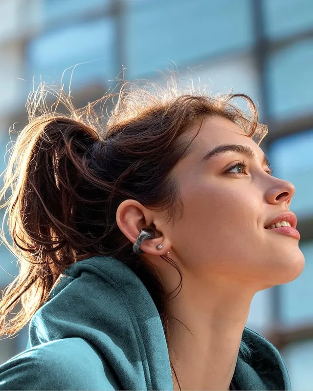soundcore-c30i-open-ear-clip-on-earbuds-general-berholt image 1